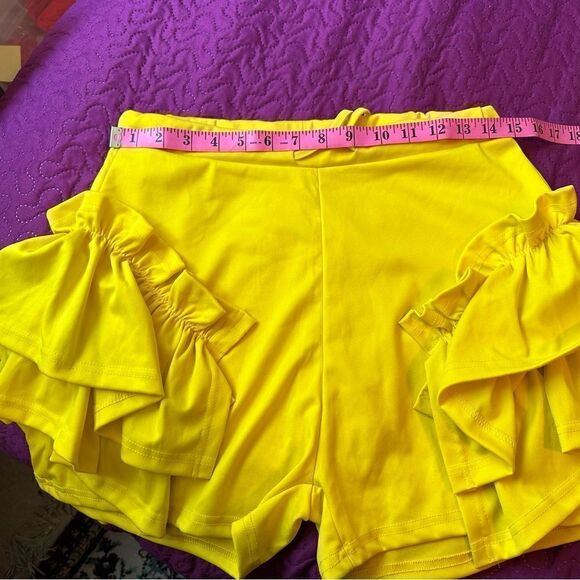 High waisted ruffled sexy shorts & crop top set - 2XL - yellow-ish- NEOT - Picture 5 of 9